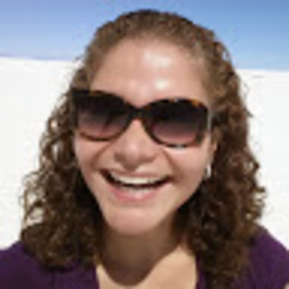 Meet your Posher, Alejandra